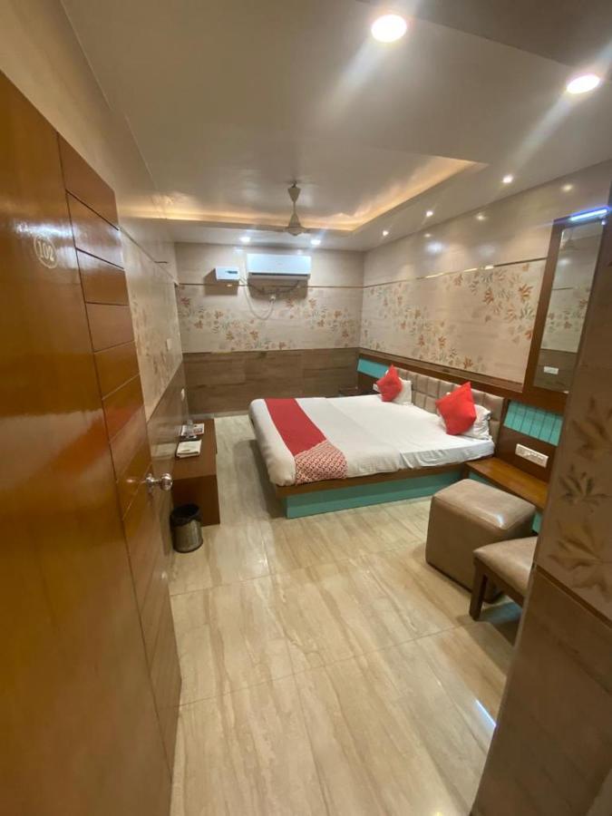 Hotel Raghupati Ayodhya Εξωτερικό φωτογραφία