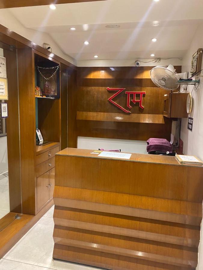 Hotel Raghupati Ayodhya Εξωτερικό φωτογραφία